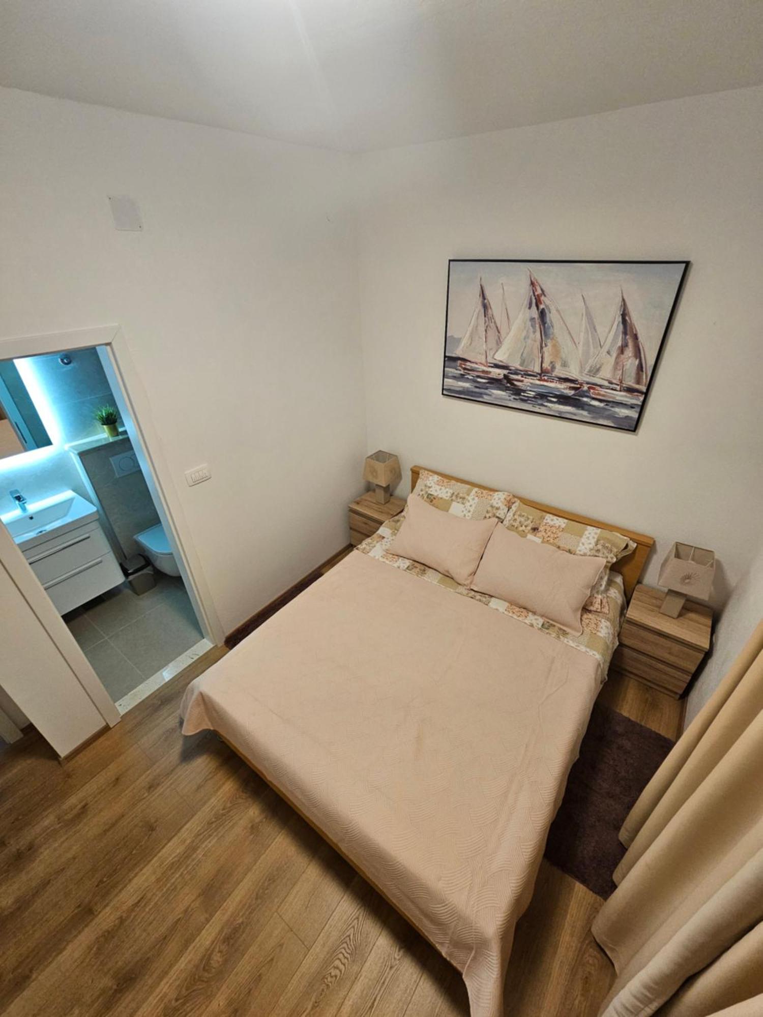 Apartments Grgic Trogir Exterior photo